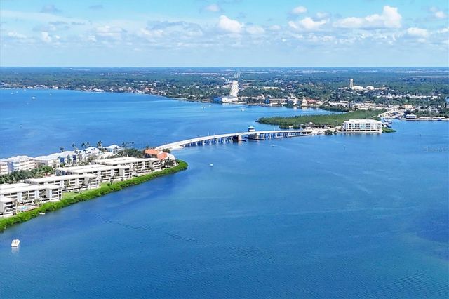 2020 E DOLPHIN DRIVE, Englewood, FL 34223