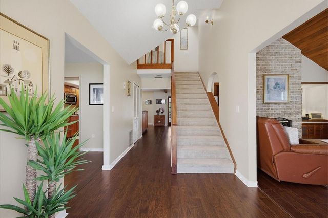 2020 E DOLPHIN DRIVE, Englewood, FL 34223