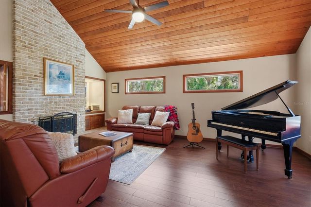 2020 E DOLPHIN DRIVE, Englewood, FL 34223