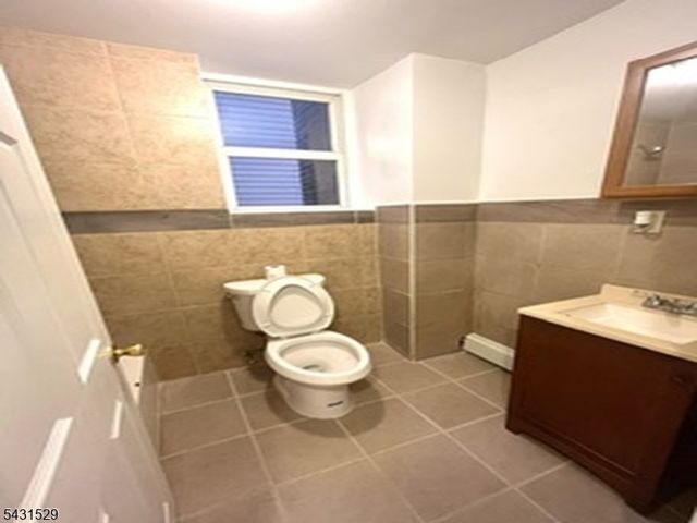51 Myrtle Ave 3, Newark City, NJ 07107