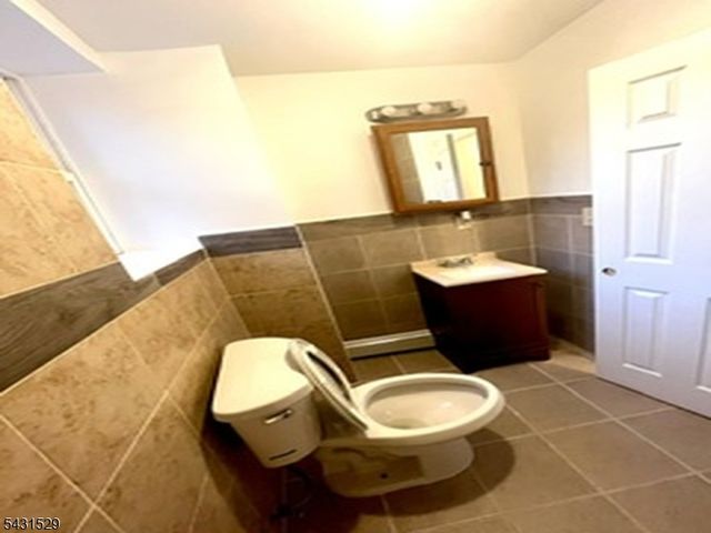 51 Myrtle Ave 3, Newark City, NJ 07107