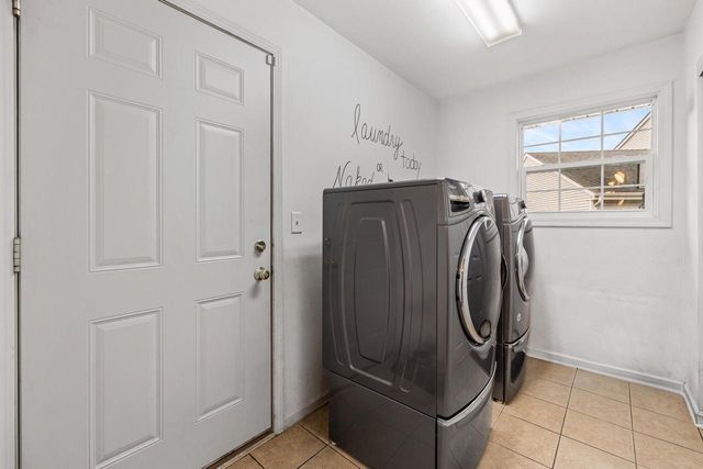 7423 N 86th STREET, Milwaukee, WI 53224