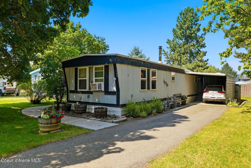741 W Kentucky AVE, Hayden, ID 83835 photo 1