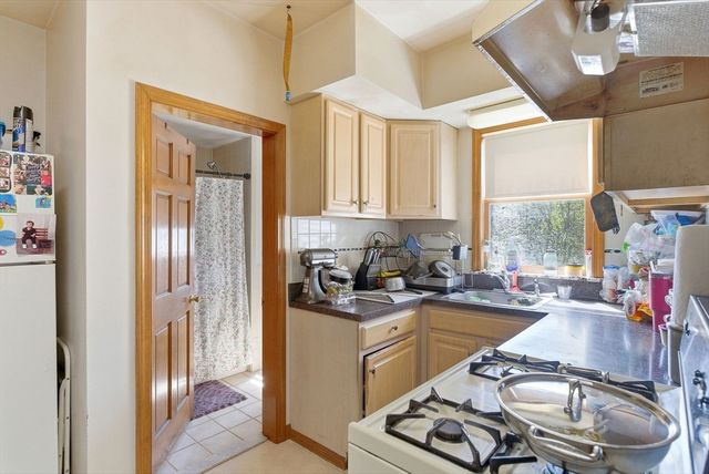 22 Franklin St, Woburn, MA 01801