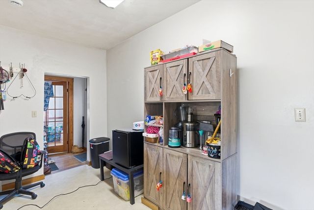 22 Franklin St, Woburn, MA 01801