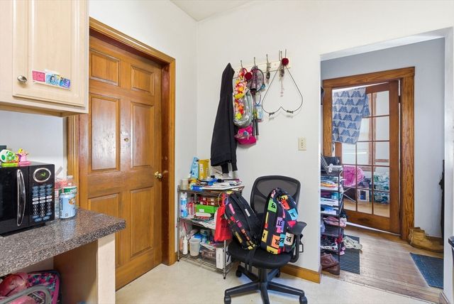 22 Franklin St, Woburn, MA 01801