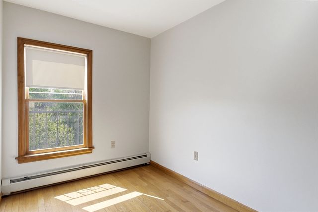 22 Franklin St, Woburn, MA 01801