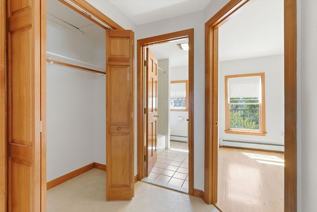 22 Franklin St, Woburn, MA 01801