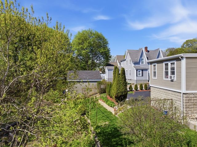 22 Franklin St, Woburn, MA 01801