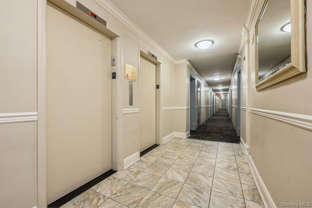 54-40 Little Neck Parkway 6M, Little Neck, NY 11362