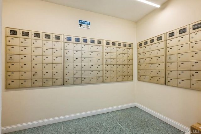 54-40 Little Neck Parkway 6M, Little Neck, NY 11362