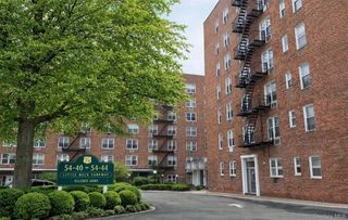 54-40 Little Neck Parkway 6M, Little Neck, NY 11362