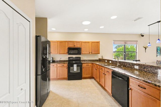 526 Sauders Road SE, Palm Bay, FL 32909
