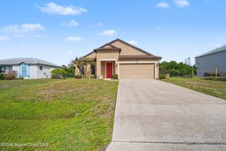 526 Sauders Road SE, Palm Bay, FL 32909