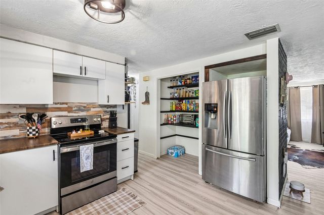 6051 TENNESSEE AVENUE, New Port Richey, FL 34653