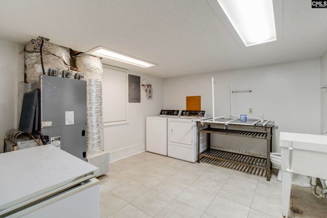 1602 Lake Road, Ridgeway, SC 29130