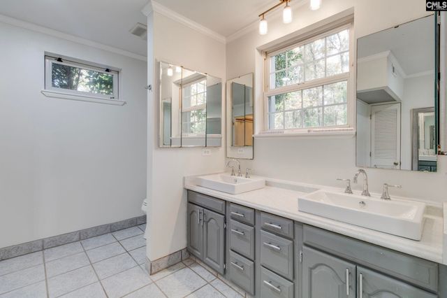 1602 Lake Road, Ridgeway, SC 29130