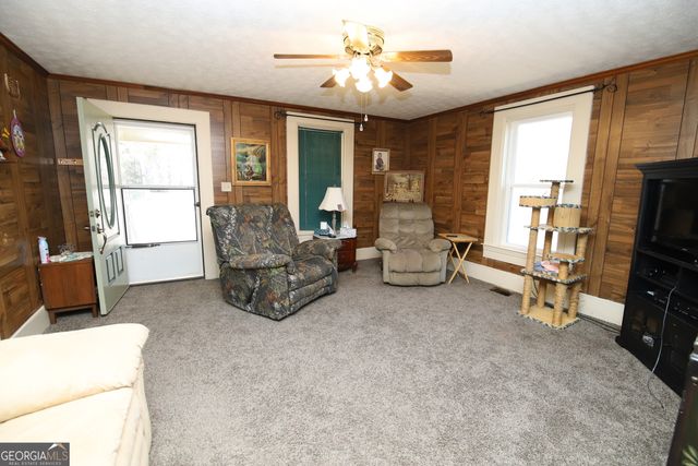 49 Thompson Road, Lagrange, GA 30240