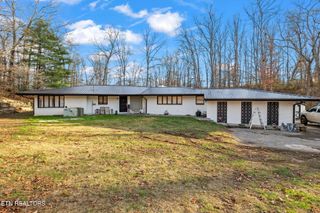 120 Wells Rd, Crossville, TN 38555