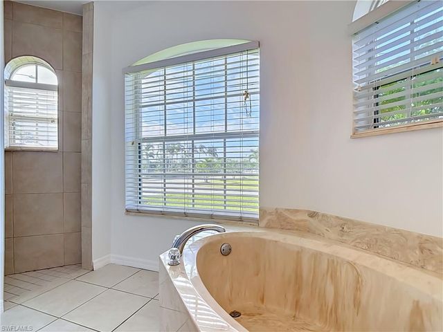 1801 SW 47th TER, Cape Coral, FL 33914