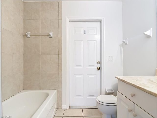 1801 SW 47th TER, Cape Coral, FL 33914