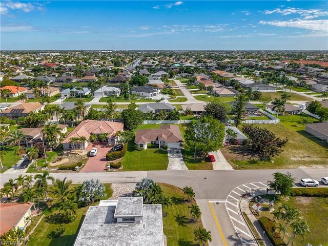 1801 SW 47th TER, Cape Coral, FL 33914