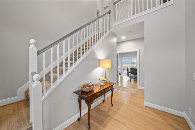 1042 Equestrian Drive, South Lyon, MI 48178