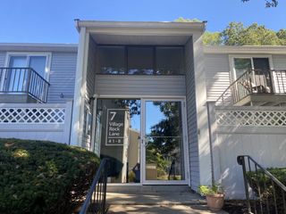 7 Village Rock Lane 5, Natick, MA 01760