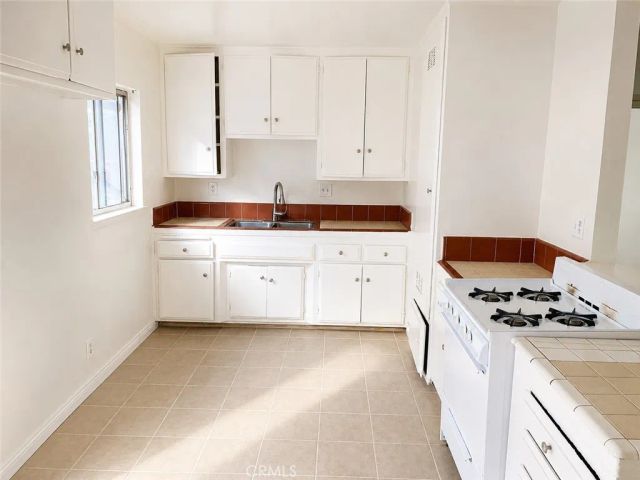 3411 W Orange 1, Anaheim, CA 92804