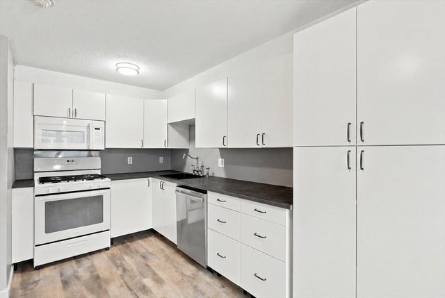 312 Water St 23, Lawrence, MA 01841
