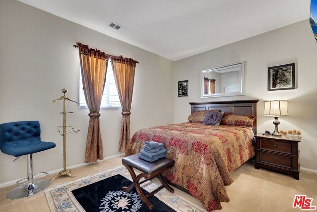 17064 Cantlay Street, Van Nuys (los Angeles), CA 91406