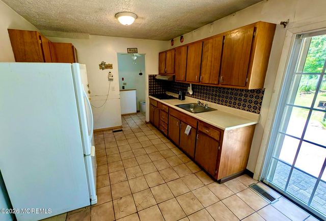 55 Western Drive, Howell, NJ 07731