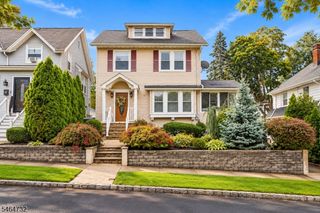 22 Ashwood Ter, West Orange Twp., NJ 07052