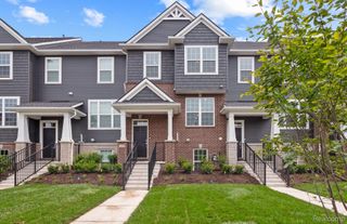 352 North Sydney Court, Plymouth, MI 48170