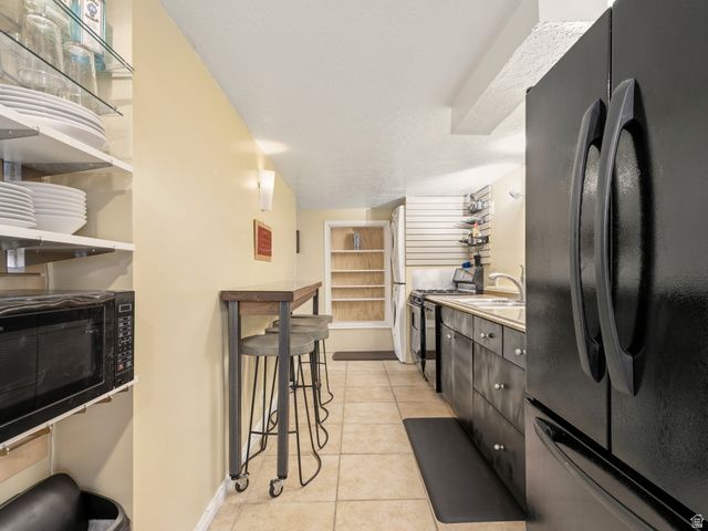 2718 E COMMONWEALTH AVE, Salt Lake City, UT 84109