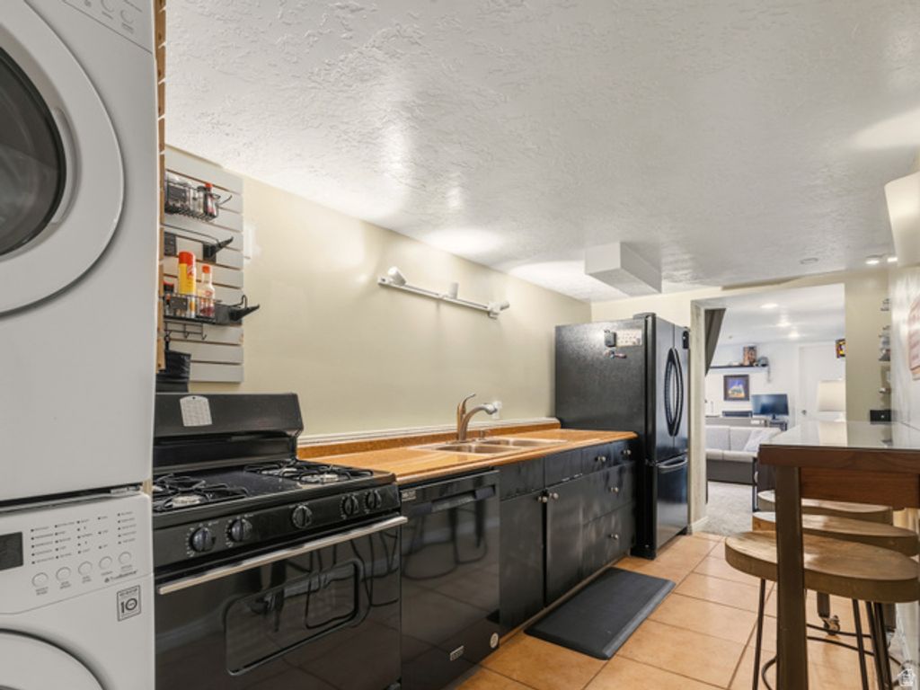 Image 24 of property listing at 2718 E COMMONWEALTH AVE, Salt Lake City, UT 84109