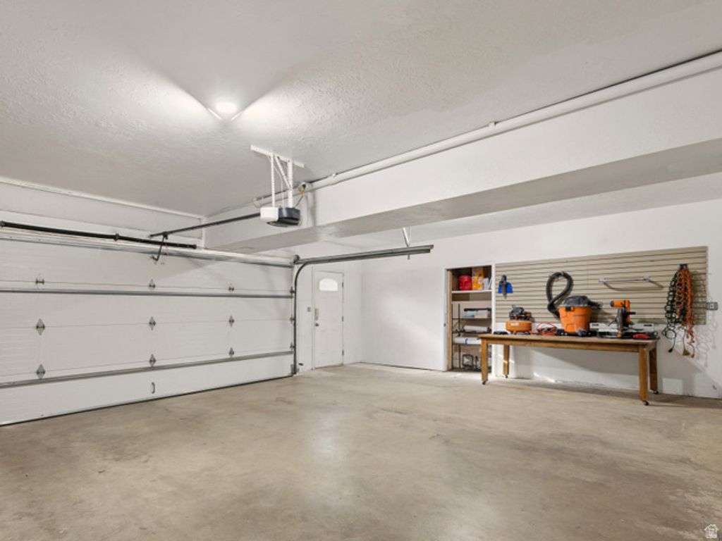 Image 34 of property listing at 2718 E COMMONWEALTH AVE, Salt Lake City, UT 84109