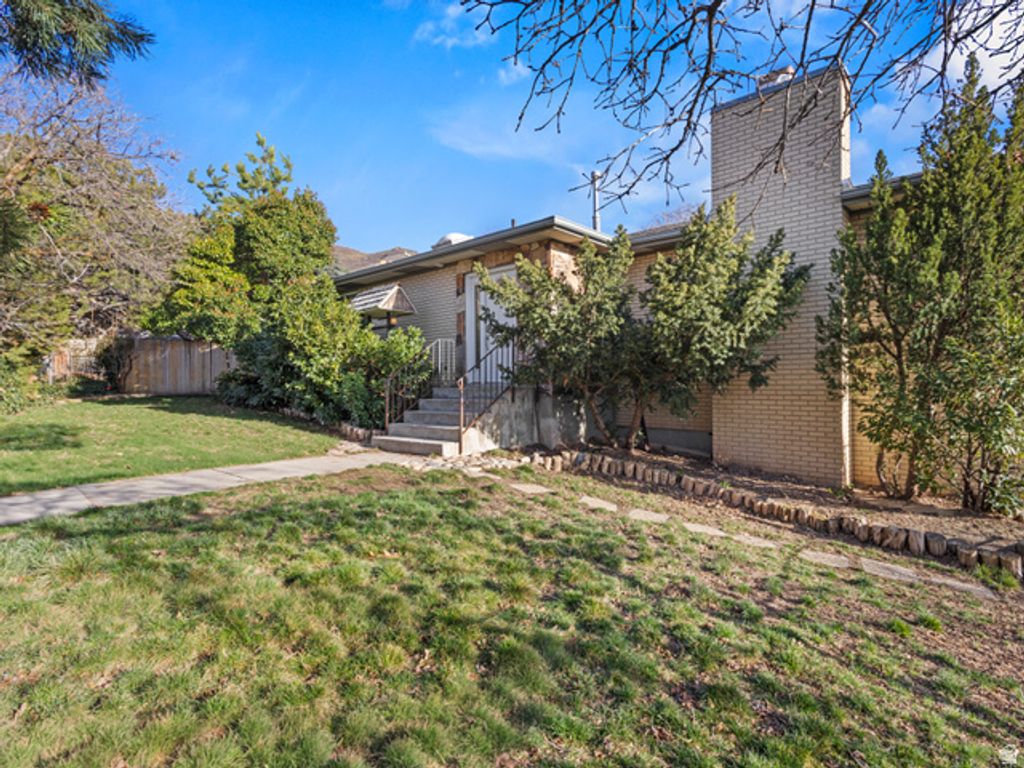 Image 37 of property listing at 2718 E COMMONWEALTH AVE, Salt Lake City, UT 84109