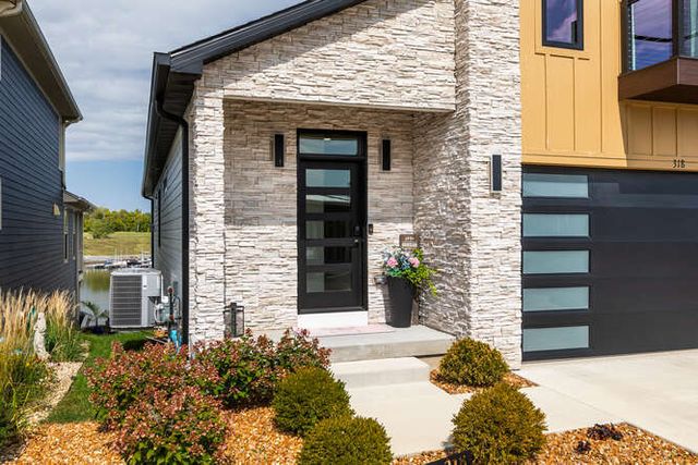 318 Leeward Way, Ottawa, IL 61350