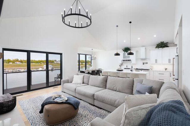 318 Leeward Way, Ottawa, IL 61350