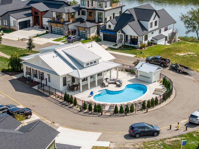 318 Leeward Way, Ottawa, IL 61350