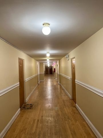5335 N California Avenue 304, Chicago, IL 60625