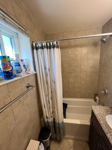 5335 N California Avenue 304, Chicago, IL 60625