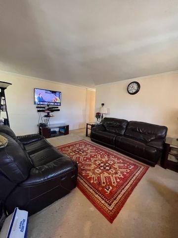 5335 N California Avenue 304, Chicago, IL 60625