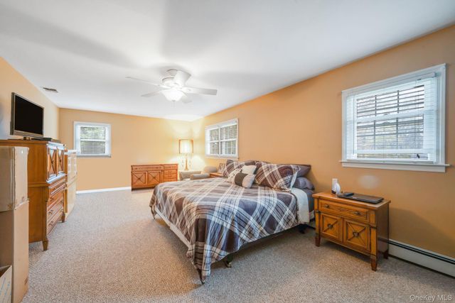 222 Jamaica Avenue, Medford, NY 11763