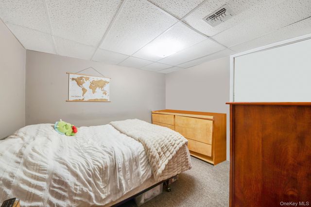 222 Jamaica Avenue, Medford, NY 11763