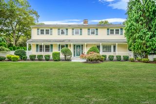 222 Jamaica Avenue, Medford, NY 11763