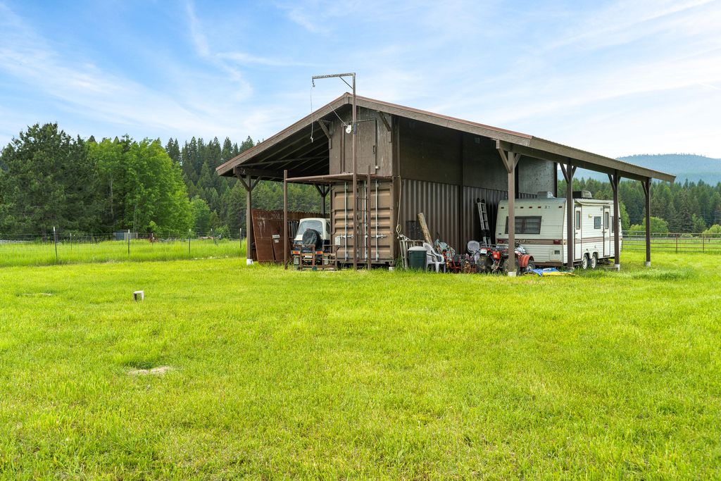 7277 Farm To Market Road, Whitefish, MT 59937 photo 9