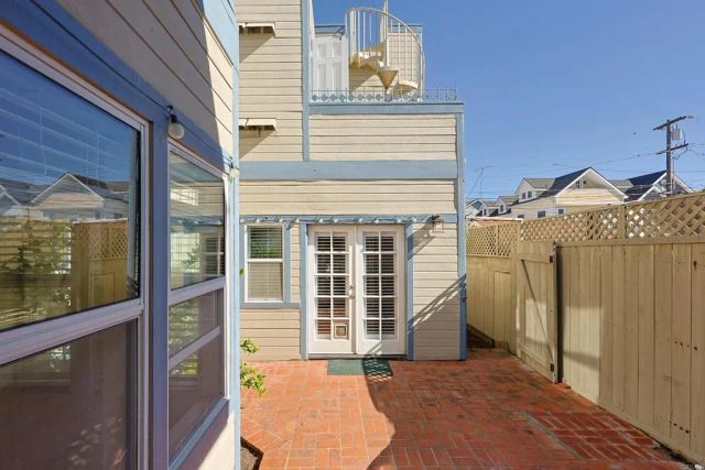733 H Avenue, Coronado, CA 92118