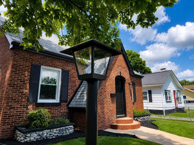 1730 E Maryland Street, Evansville, IN 47711